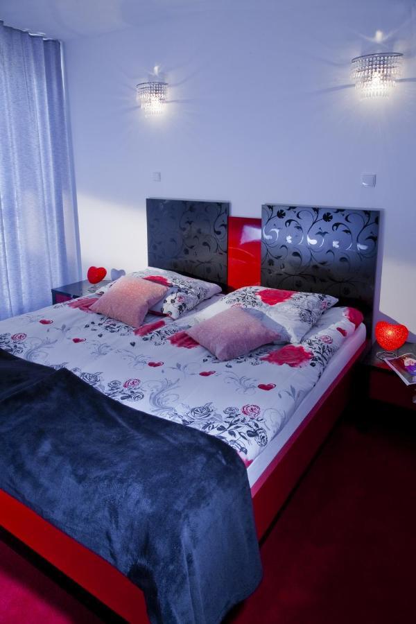 ビャウィストク Willa Tanona Bed & Breakfast 部屋 写真